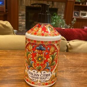 NEW! Deruta Hand Soap Home and Body Company 21.5 fl oz Italian Citrus Red Yellow